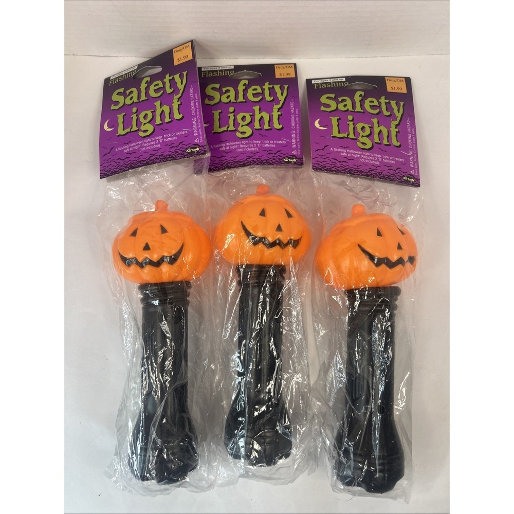 Vintage Halloween Blow Mold Flashing Safety Flashlight Fun World NOS